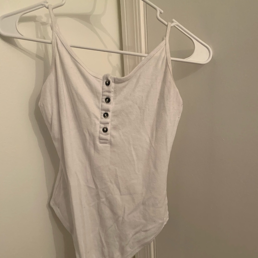 One piece tank